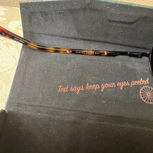 Ted Baker Aviator Unisex Sunglasses - Picture 7 of 12